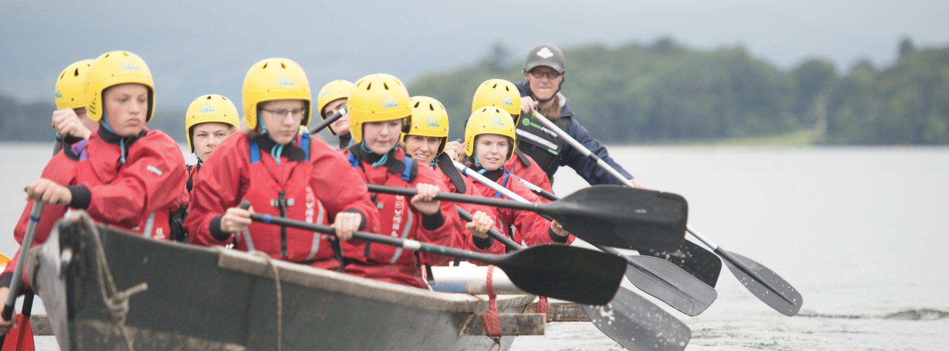 scouts-rowing